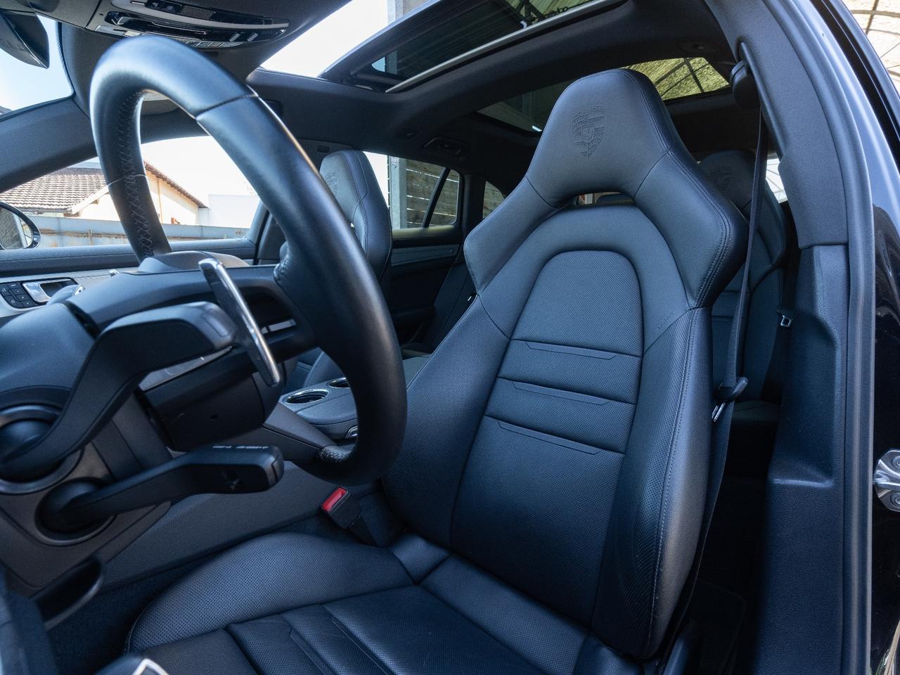 Porsche Panamera 2.9 4 E-Hybrid Sport Turismo - PLATINUM EDITION