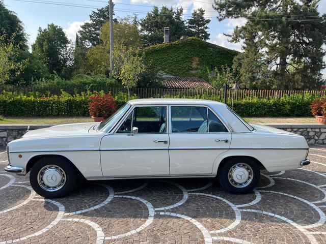 MERCEDES-BENZ 220 BARRA 8