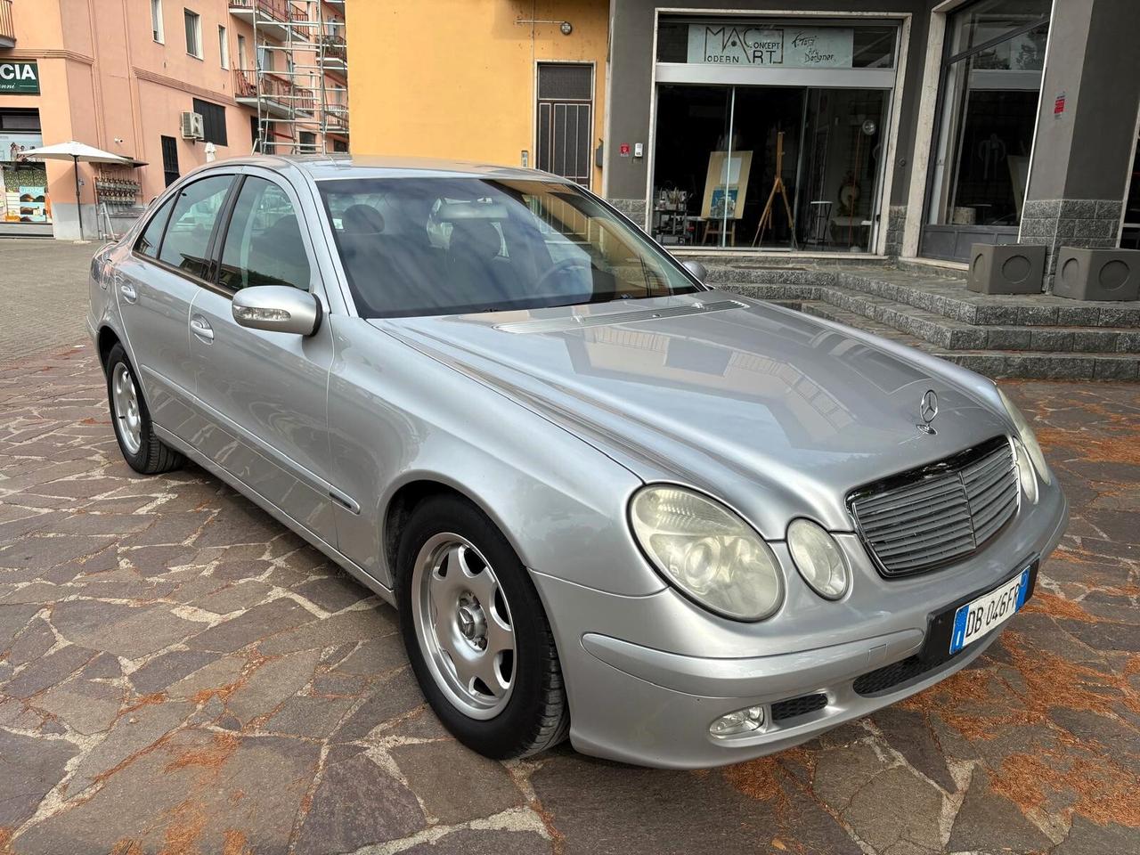 Mercedes-benz E 200 K Metano LEGGERE ANNUNCIO