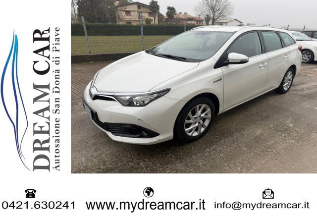 TOYOTA Auris Touring Sports 1.8 Hybrid