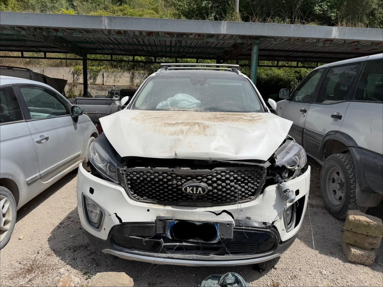 Kia Sorento 2.2 CRDi AWD SINISTRATA