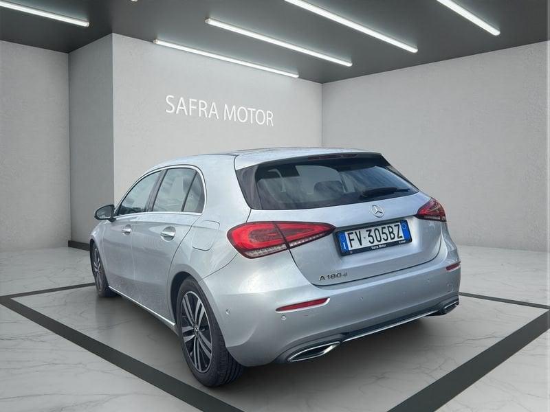 Mercedes-Benz Classe A A 180 d Sport auto
