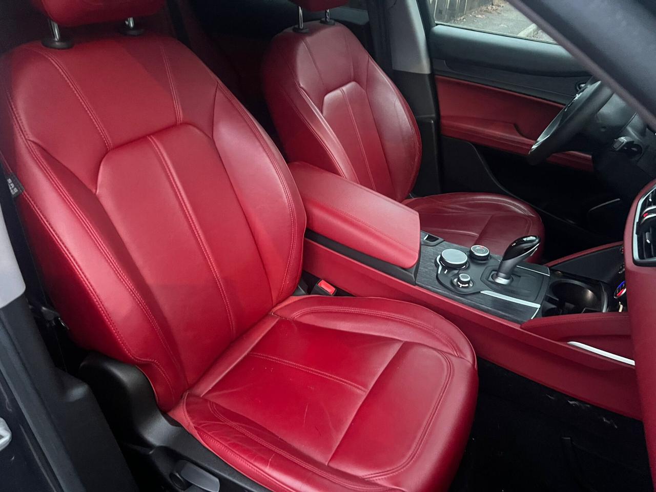 Alfa Romeo Stelvio 2.0 Turbo 200 CV AT8 Q4 Executive