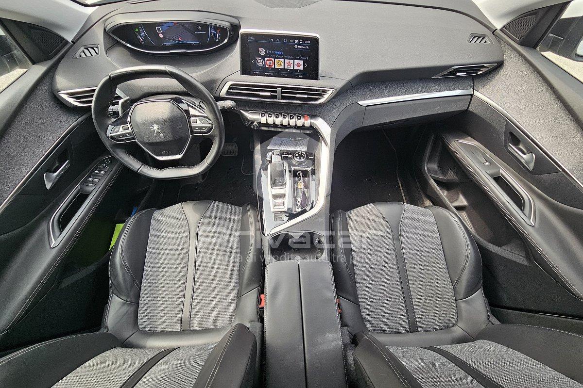 PEUGEOT 3008 BlueHDi 130 S&S EAT8 Allure