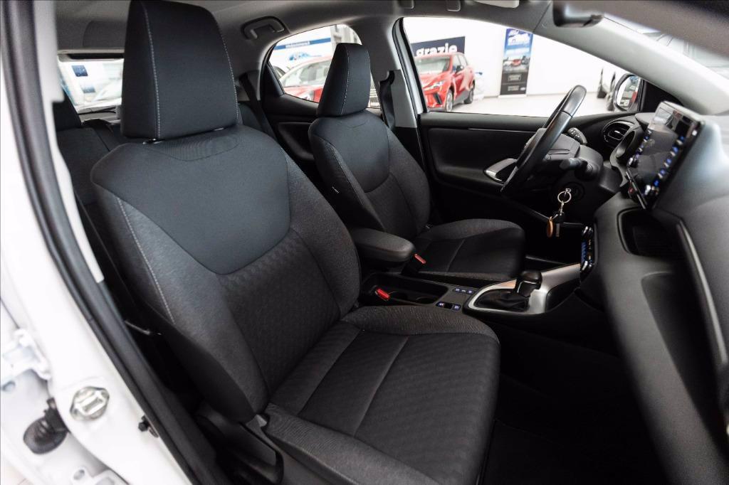 TOYOTA Yaris 1.5h Business del 2022