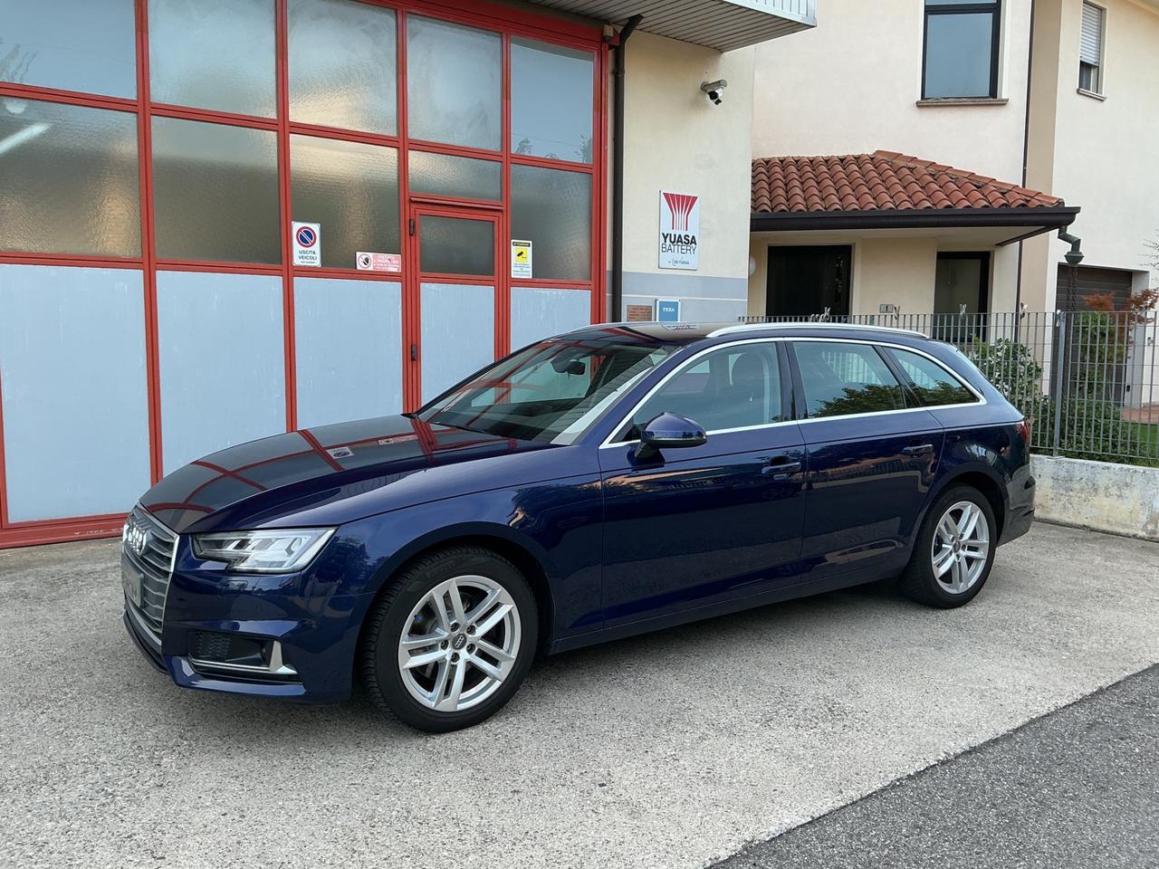 Audi A4 Avant 35 TDI S tronic Business Sport