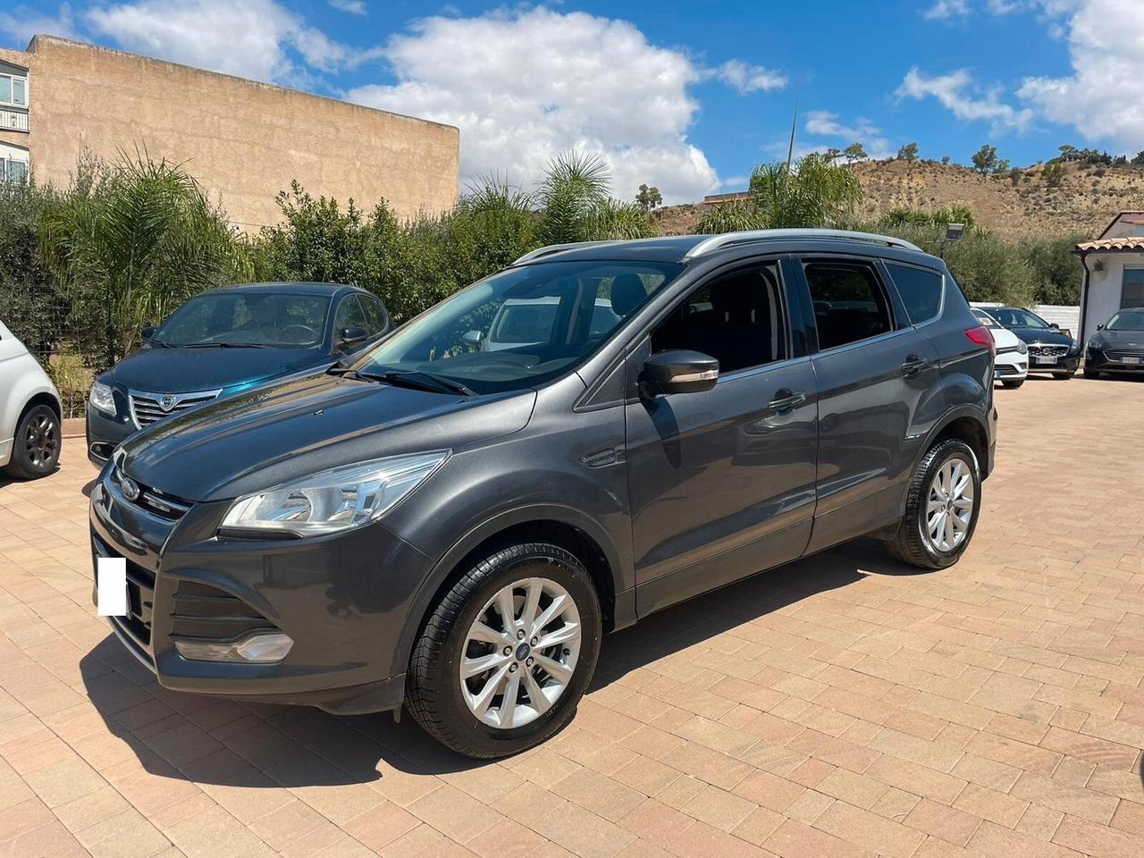 Ford Kuga "Finanziabile Senza Busta Paga"