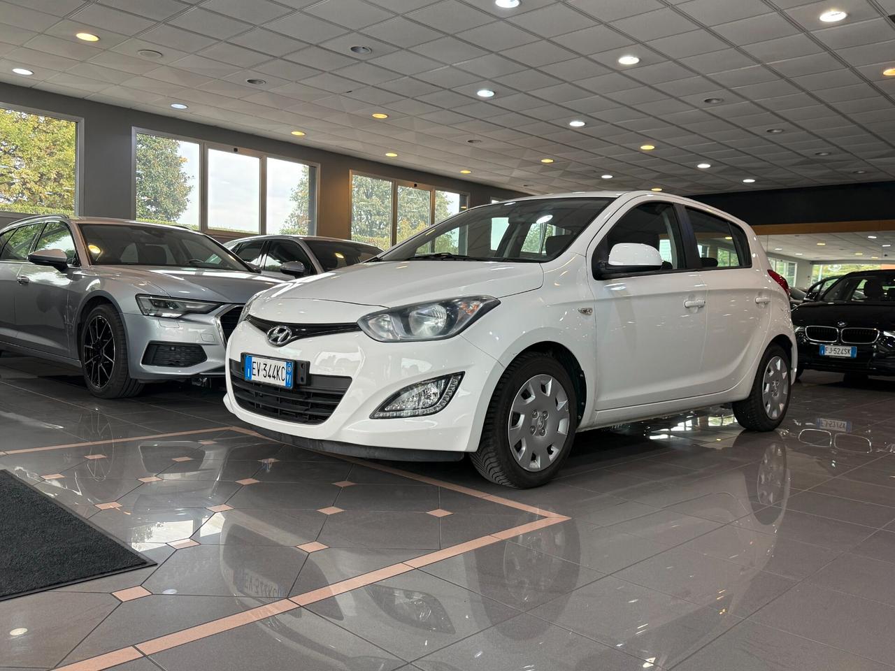 Hyundai i20 5p 1.2 Classic NEOPATENTATI !