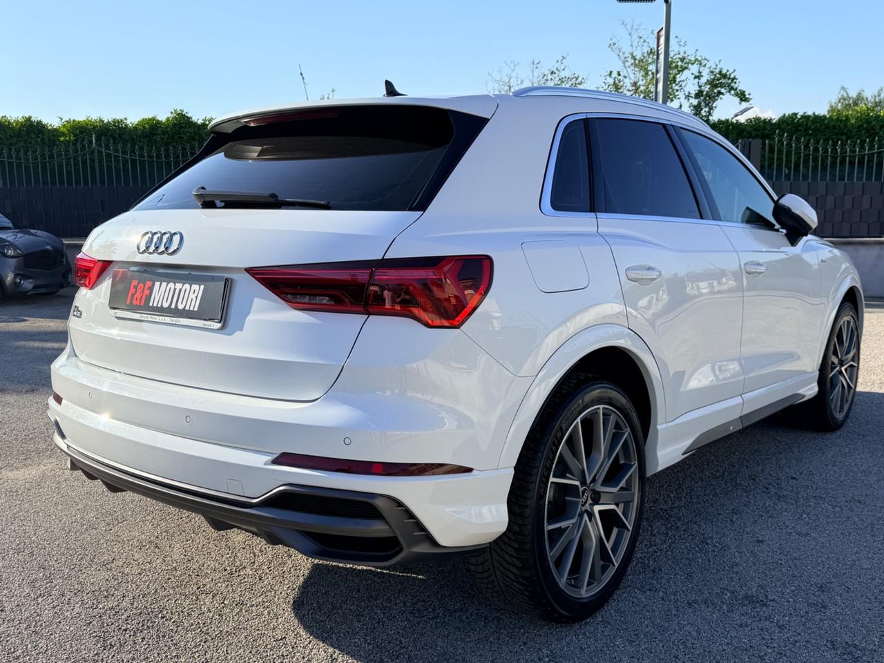 Audi Q3 35 TDI S tronic line edition 2021