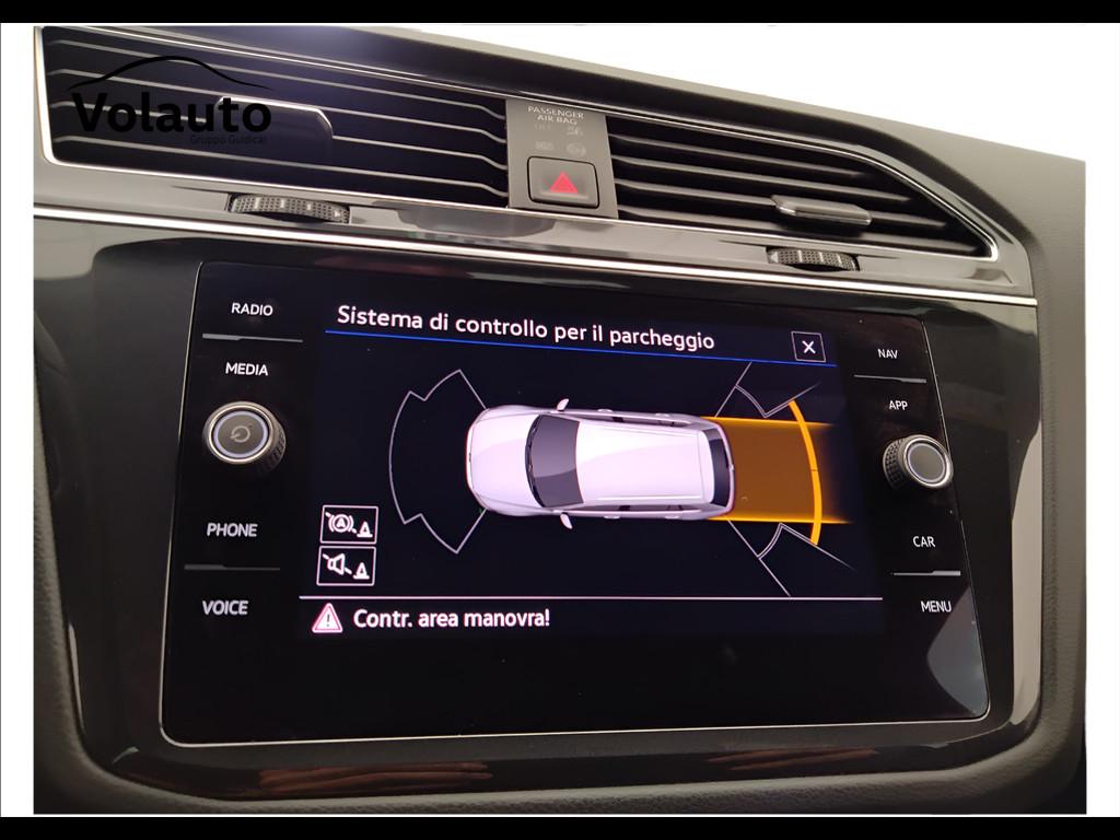 VOLKSWAGEN Tiguan II 2021 - Tiguan 2.0 tdi R-Line 4motion 150cv dsg