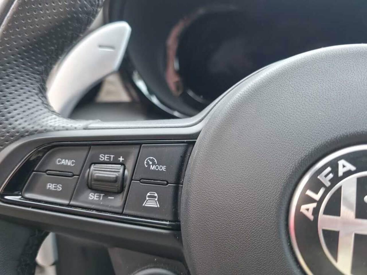 ALFA ROMEO Tonale - Tonale 1.5 hybrid Veloce 160cv tct7