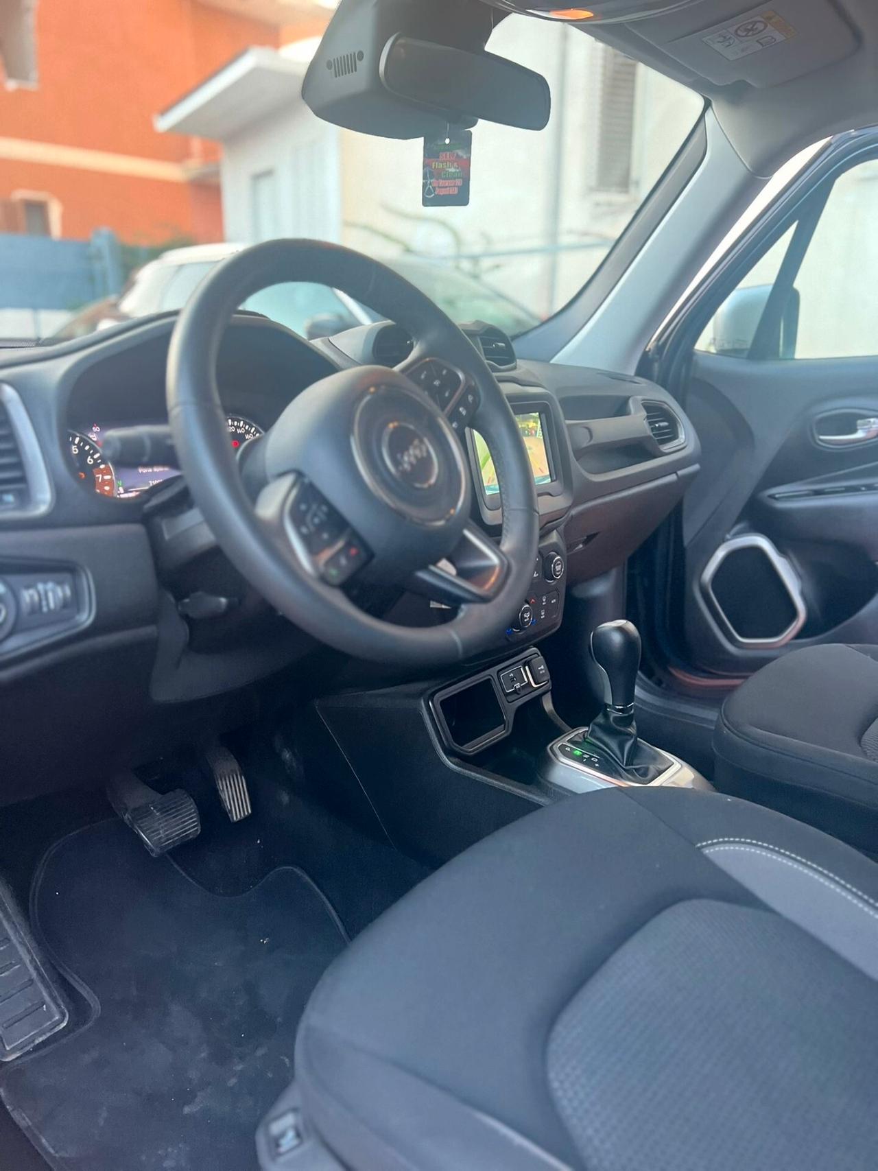 Jeep Renegade 1.5 Turbo T4 MHEV Limited