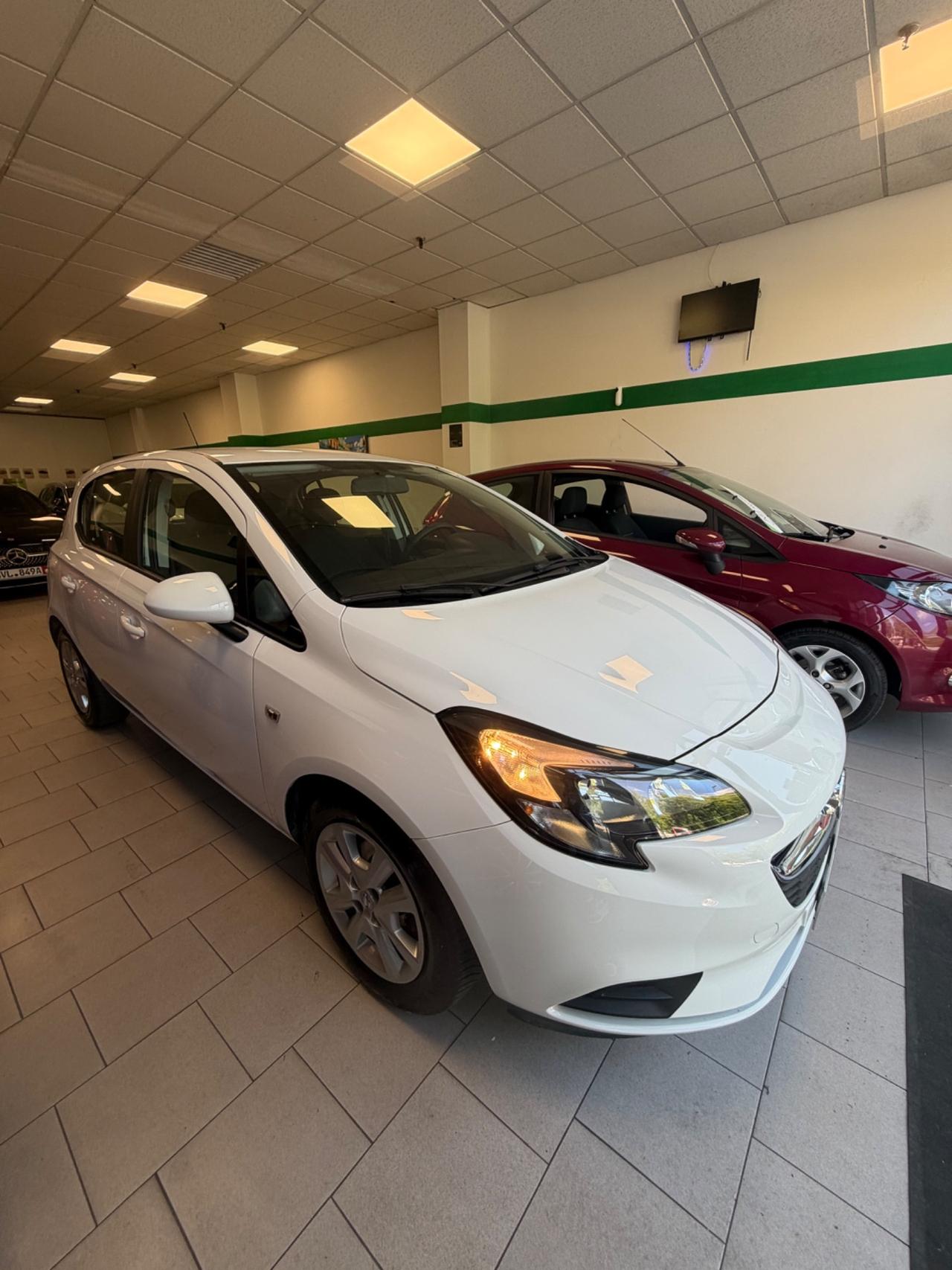 Opel Corsa 1.2 5 porte n-Joy