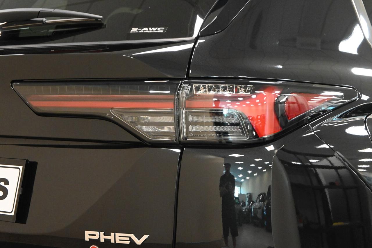 MITSUBISHI Outlander 4ª serie Outlander 2.4L 4...