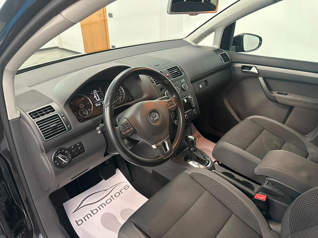 Volkswagen Touran Business 1.6 TDI DSG Comfortline