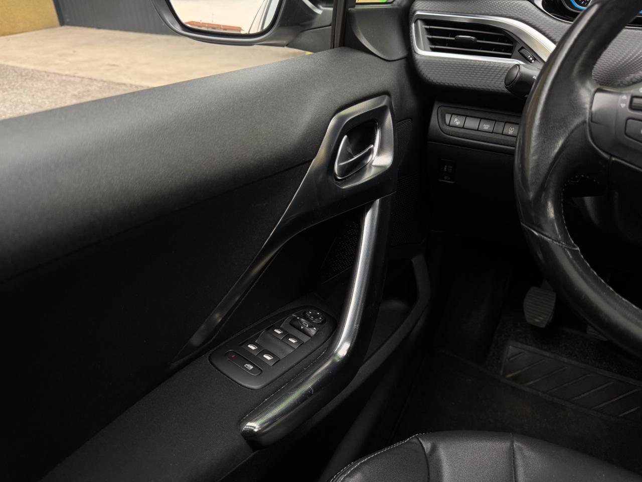Peugeot 2008 1.6 e-HDi 92 CV Stop&Start Active