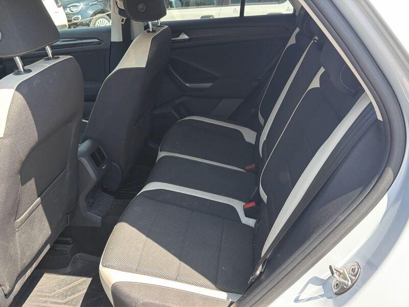 Volkswagen T-Roc 1.6 tdi Style