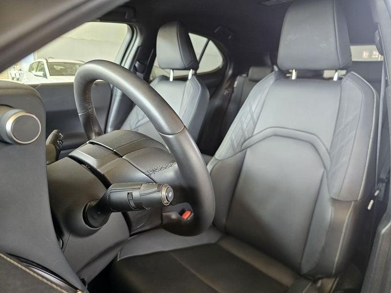 Lexus UX Hybrid Design