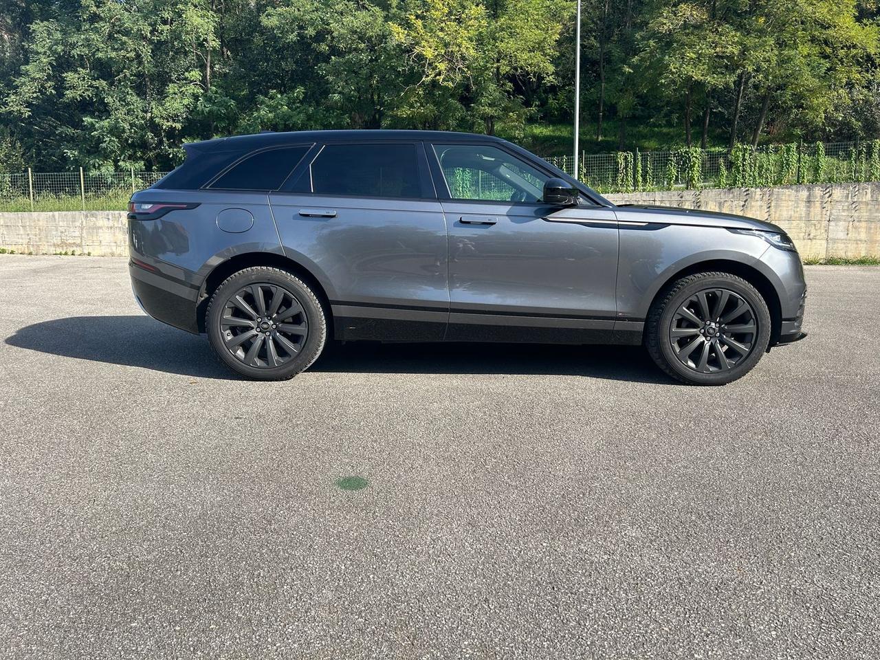 Land Rover Range Rover Velar R-Dynamic S D 240