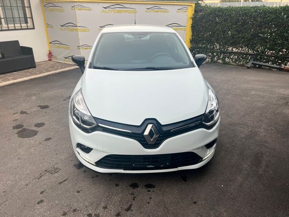Renault Clio Dci 8v 90 Cv 5 Porte Moschino Life