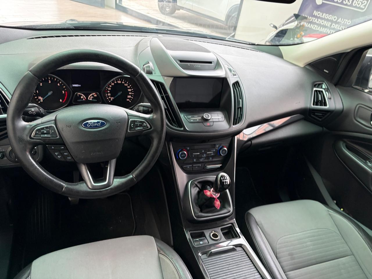 Ford Kuga 1.5 TDCI 120 CV S&S 2WD Titanium
