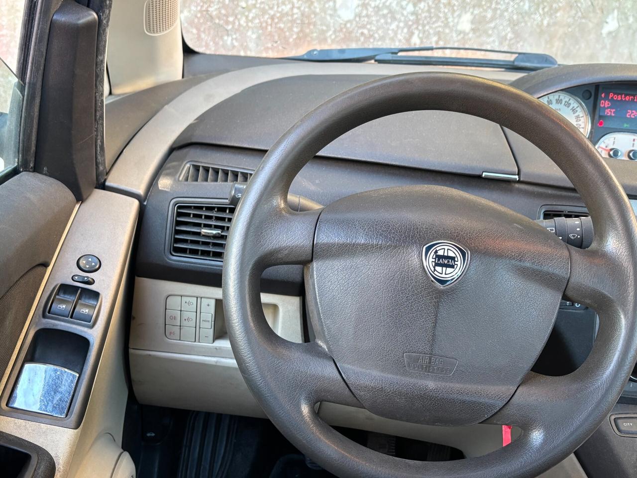 Lancia MUSA 1.4 16V Oro