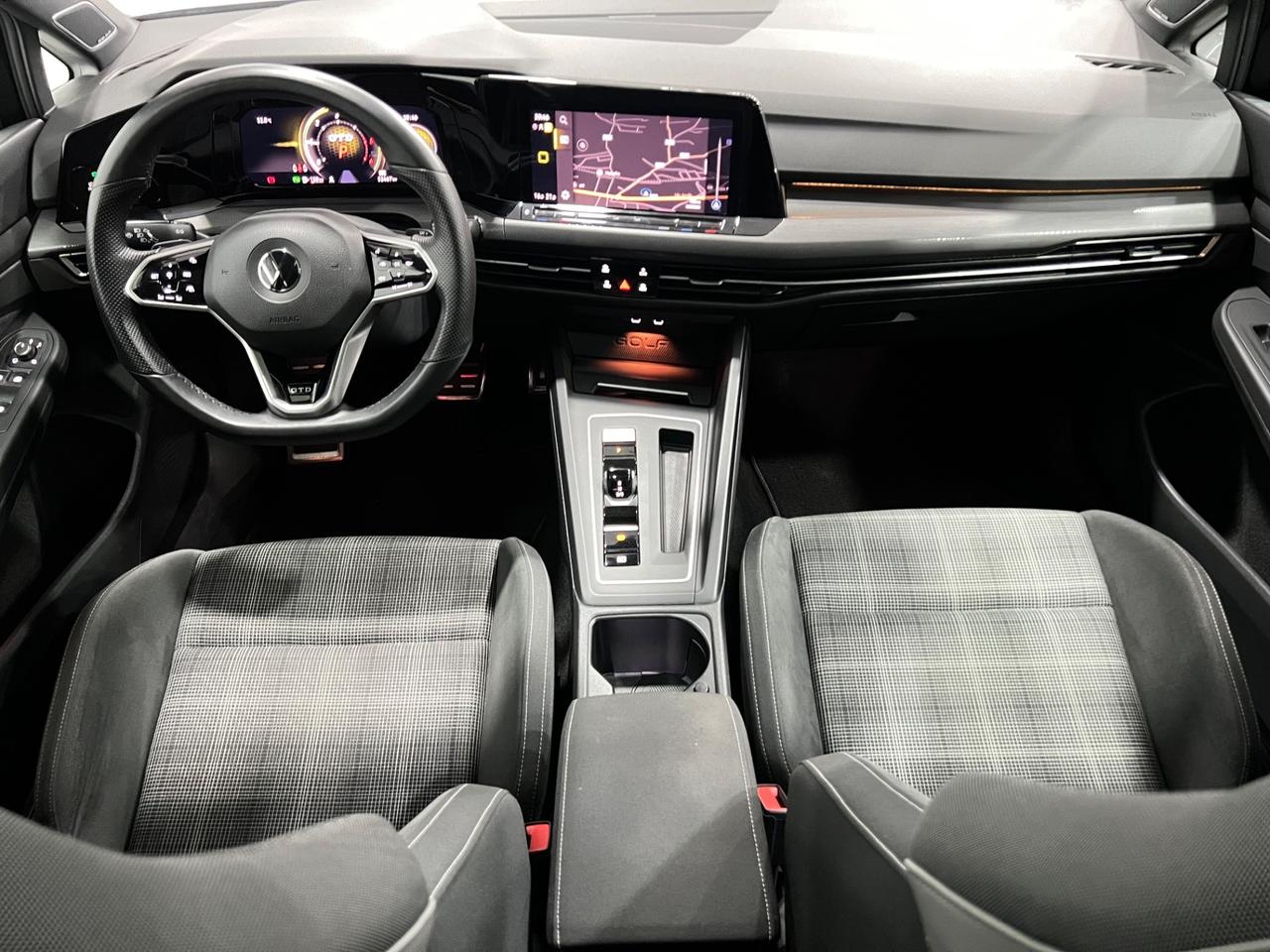 Volkswagen GOLF 8 2.0 TDI DSG GTD 200 cv