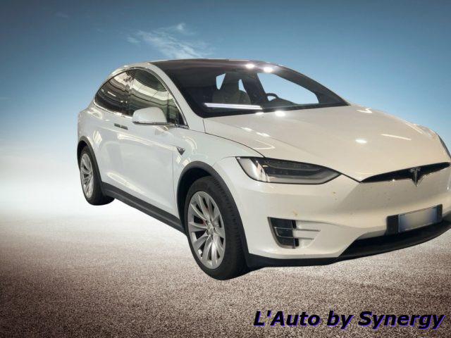 TESLA Model X AWD Performance