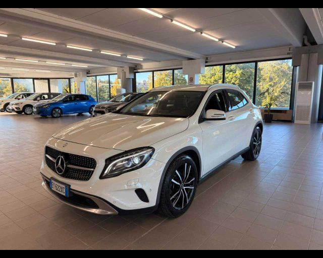 MERCEDES-BENZ GLA 180 CDI Automatic Sport