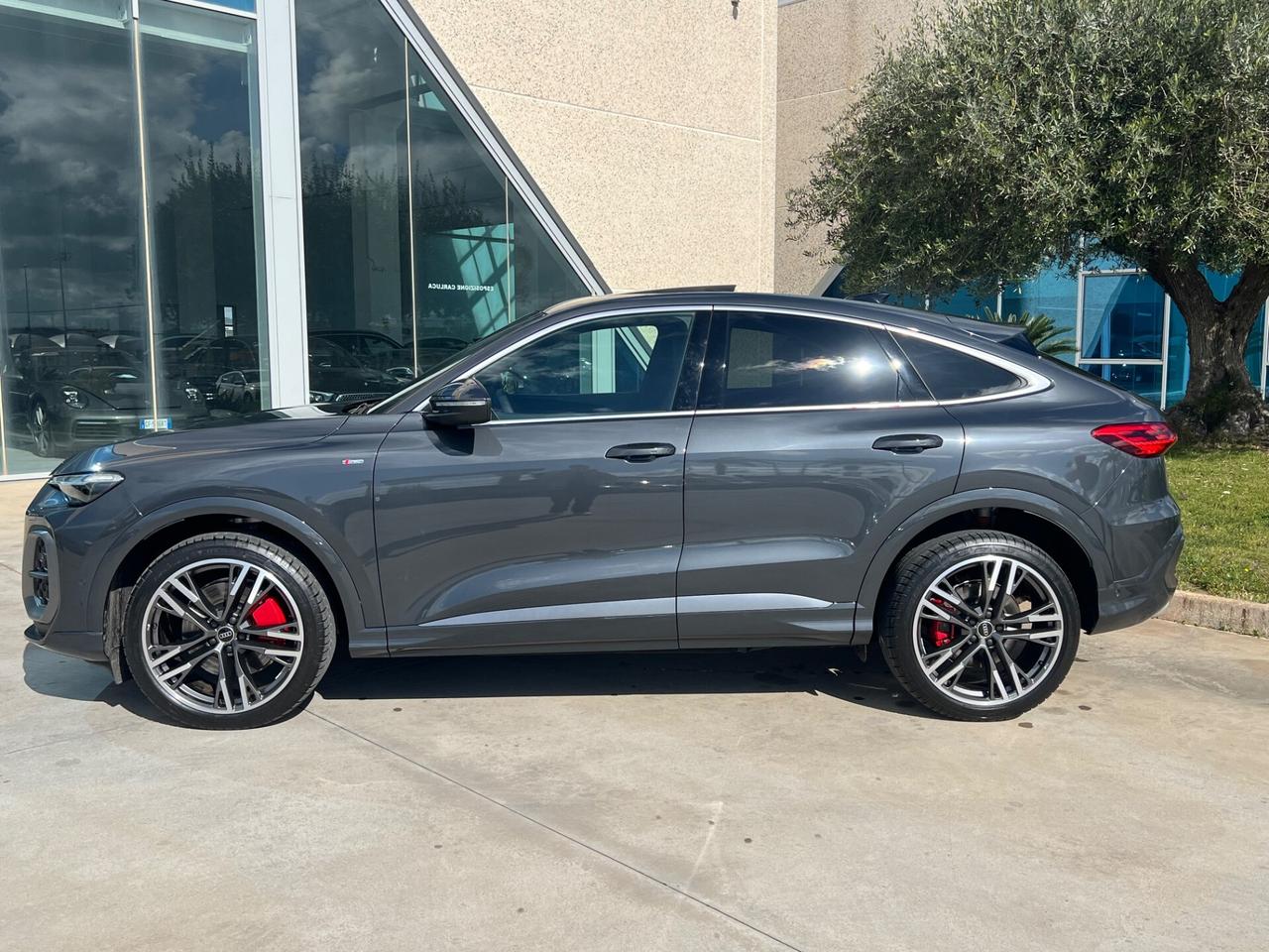 Audi Q5 SPB TDI 150 kW mHEV+ S tronic quattro line edition possibilità noleggio no scoring