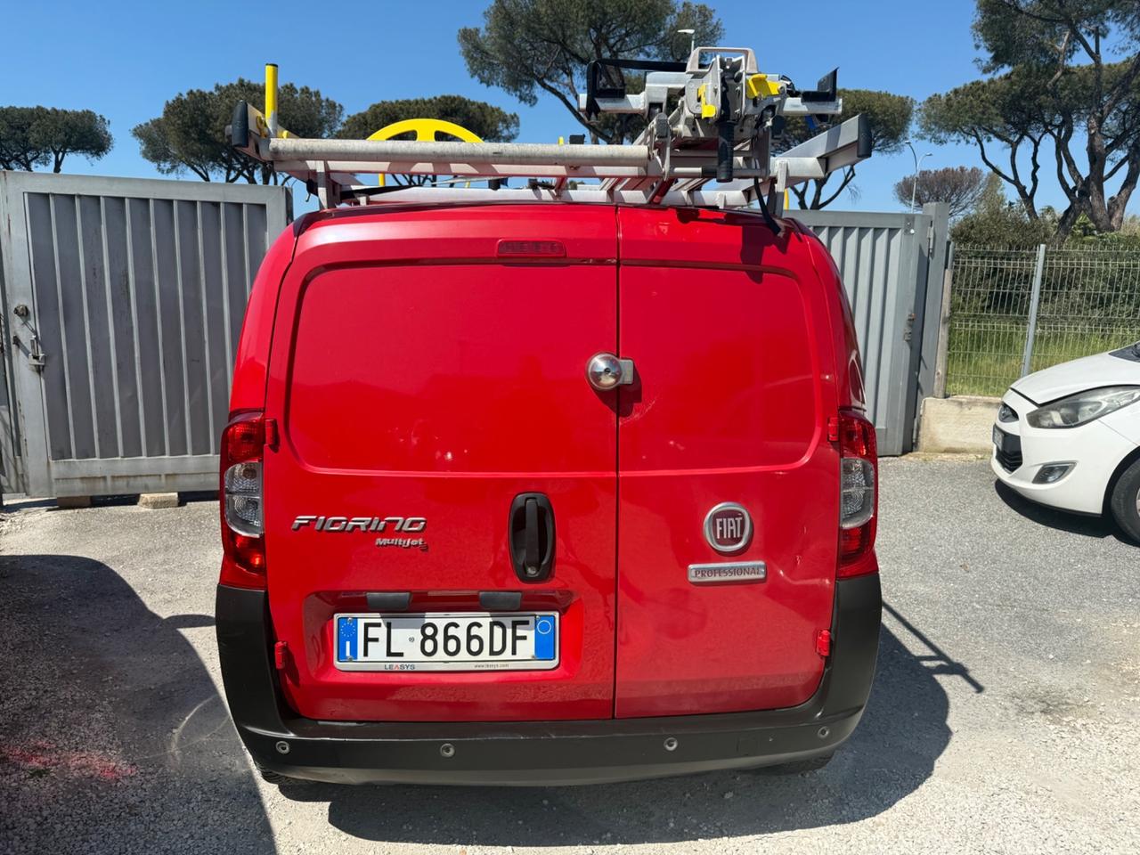 Fiat Fiorino 1.3 MJT 95CV Cargo Adventure Autocarro 2 Posti