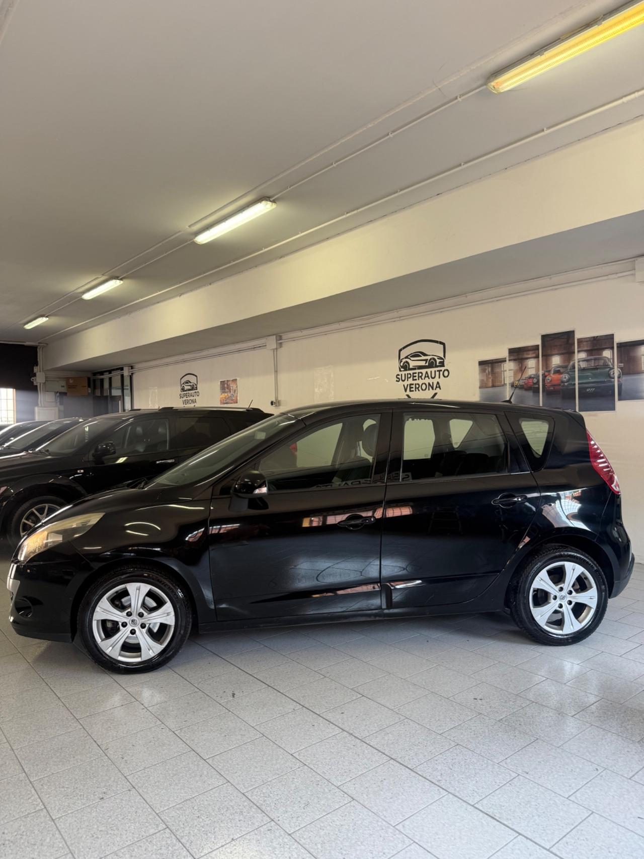 Renault Scenic Scénic X-Mod 1.5 dCi 110CV Luxe