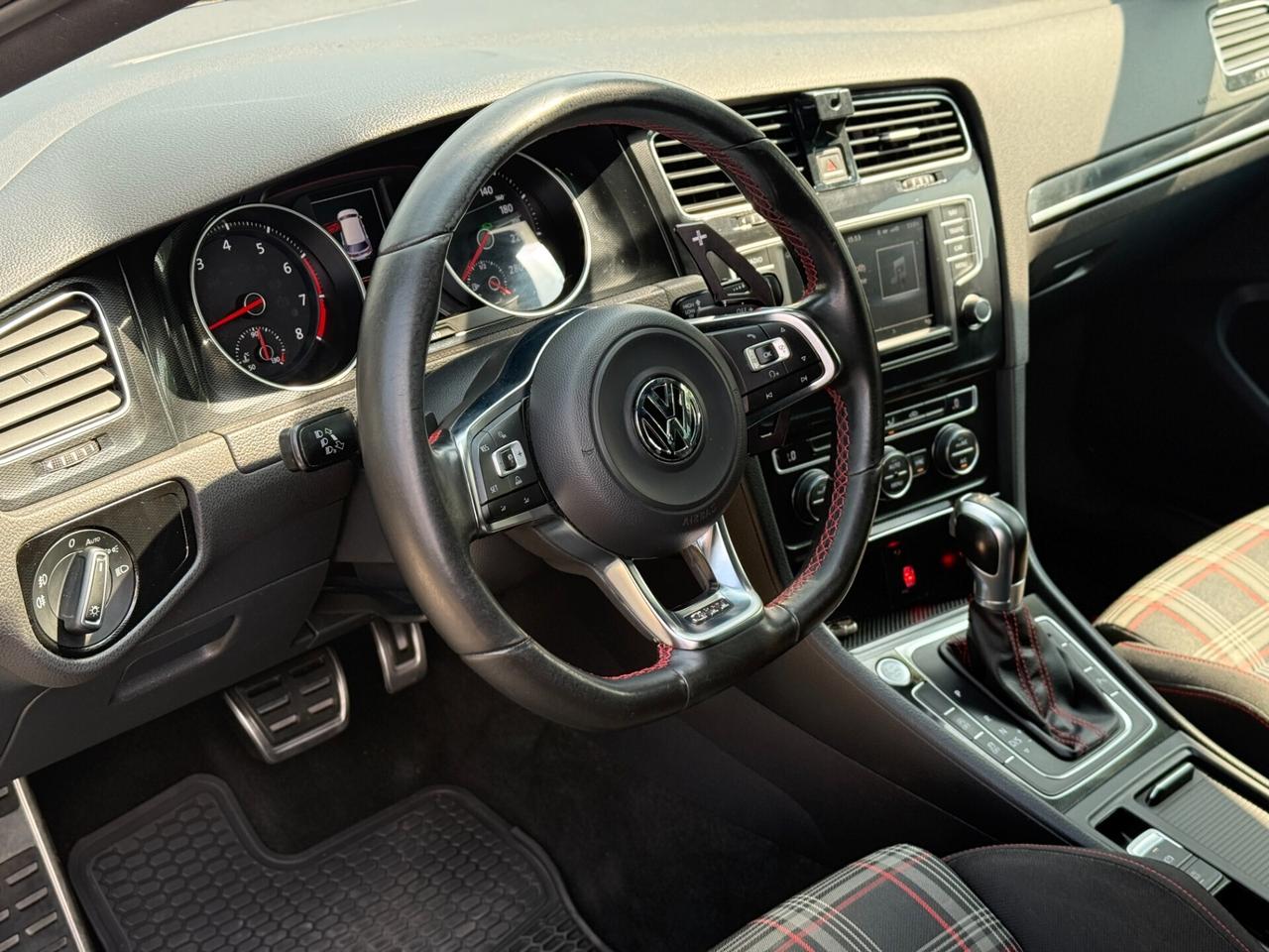Volkswagen Golf GTI Golf GTI Performance 2.0 TSI DSG 5p. BlueMotion Technology