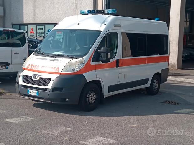AMBULANZA PEUGEOT BOXER MOTORE NUOVO