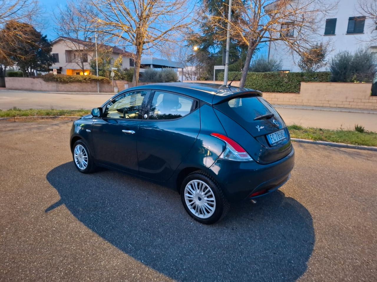 Lancia Ypsilon 1.2 5 porte GPL del 16 SOLO 128.000 KM