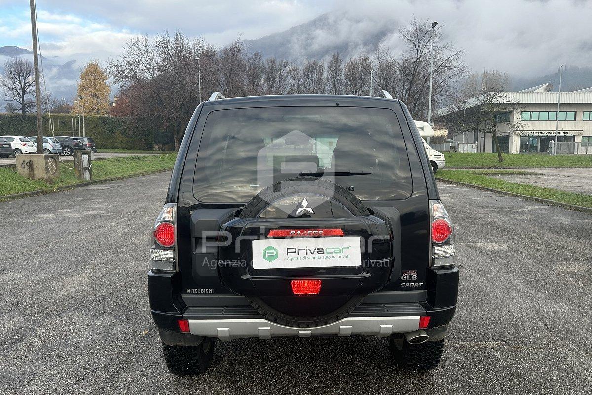 MITSUBISHI Pajero 3.2 DI-D 16V aut. 3p. Instyle DPF