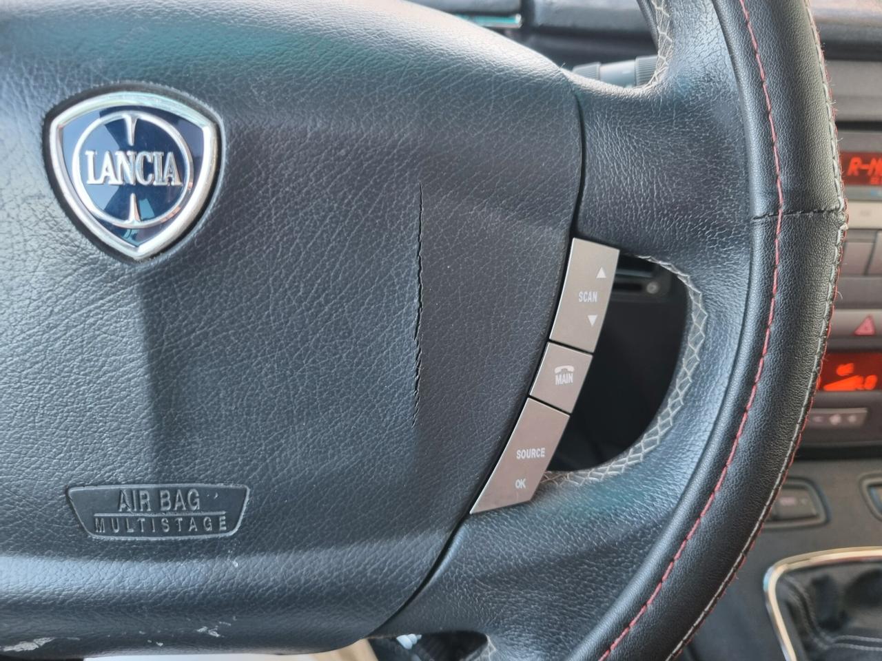 Lancia MUSA 1.6 Multijet Poltrona Frau
