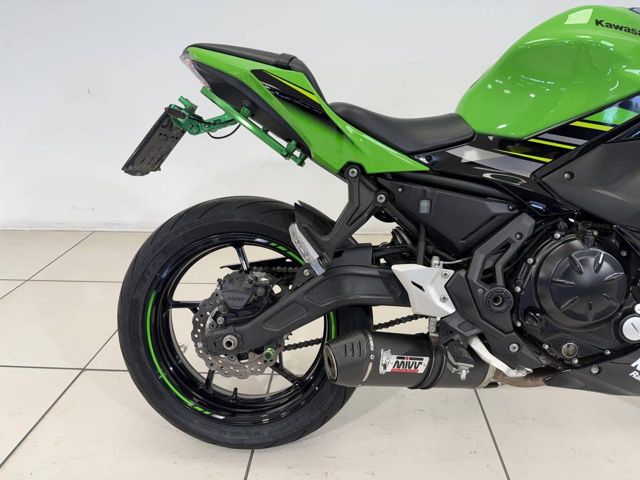 KAWASAKI Ninja 650