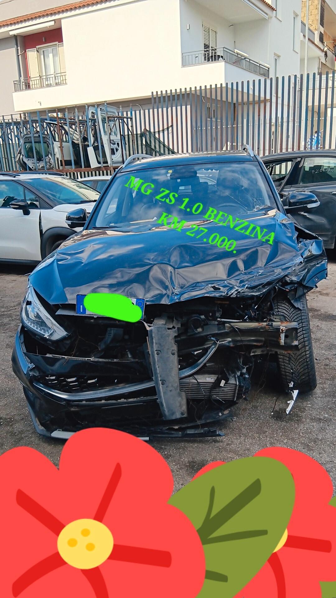 MG ZS INCIDENTATA SINISTRATA MONDIALCARS 022