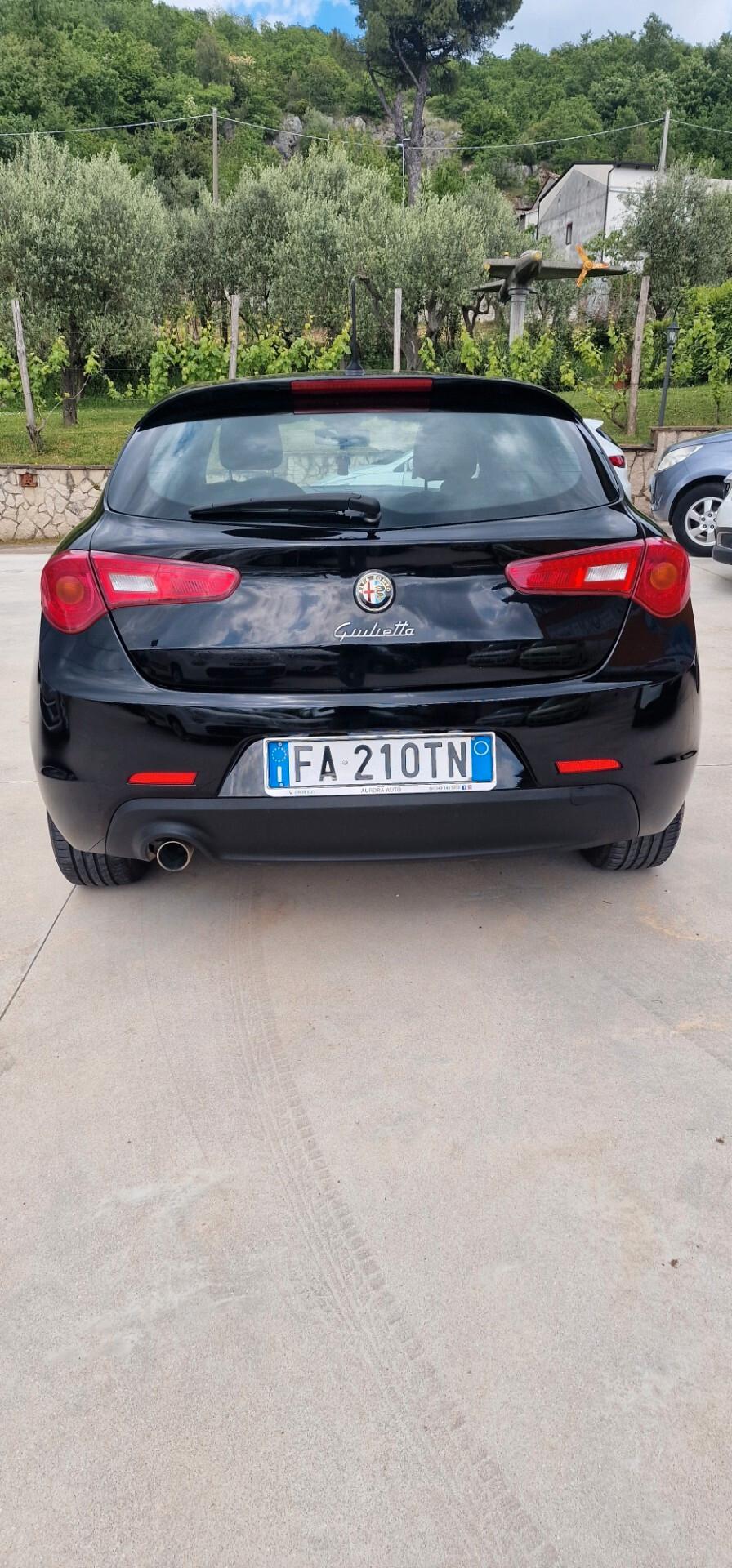 Alfa Romeo Giulietta 1.6 JTDm-2 120 CV Distinctive