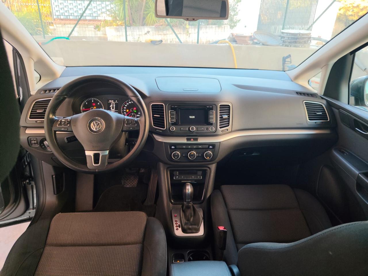 Volkswagen Sharan 2.0 TDI DSG 7 Posti