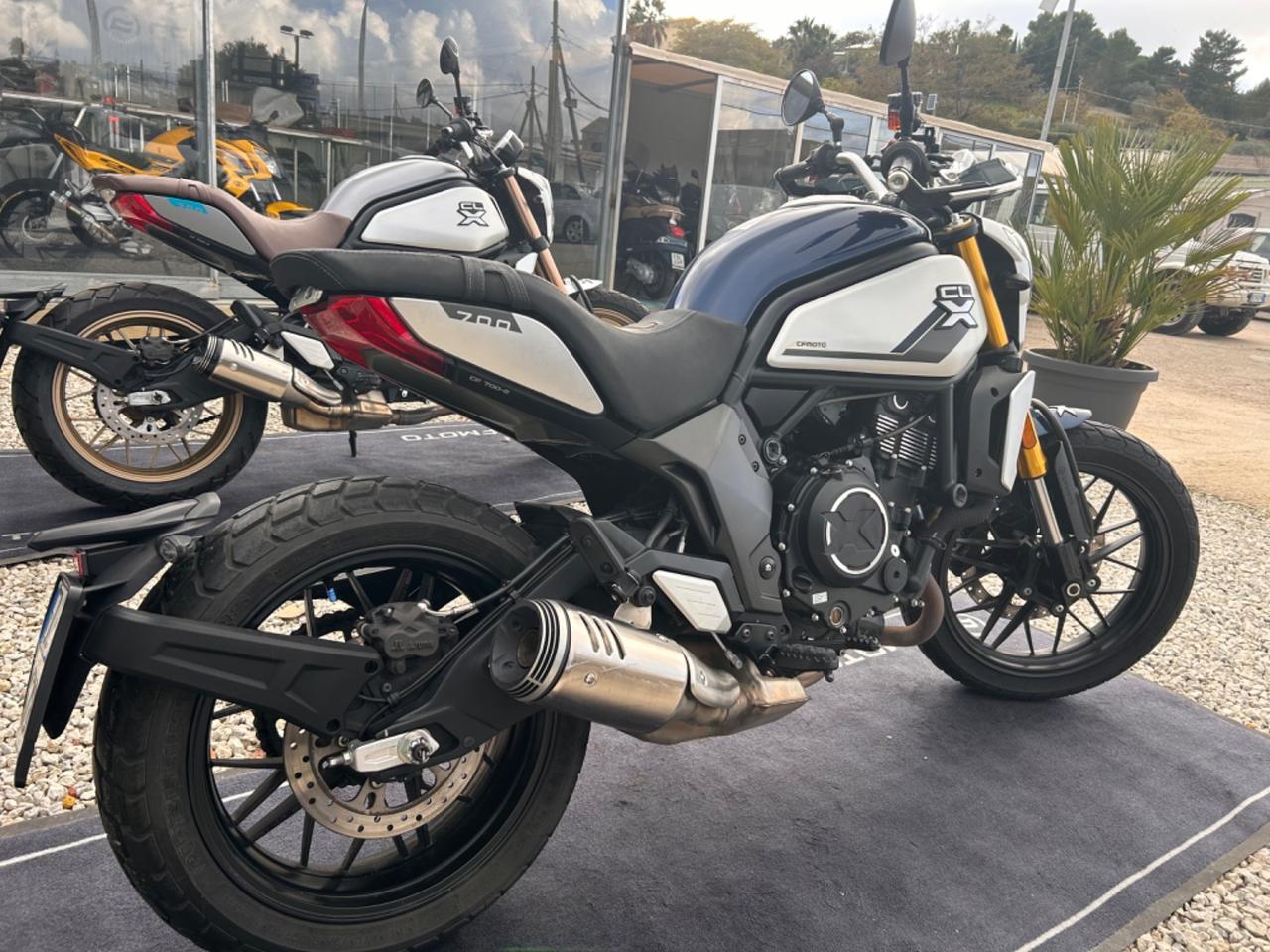 Cf Moto 700CL-X HERITAGE