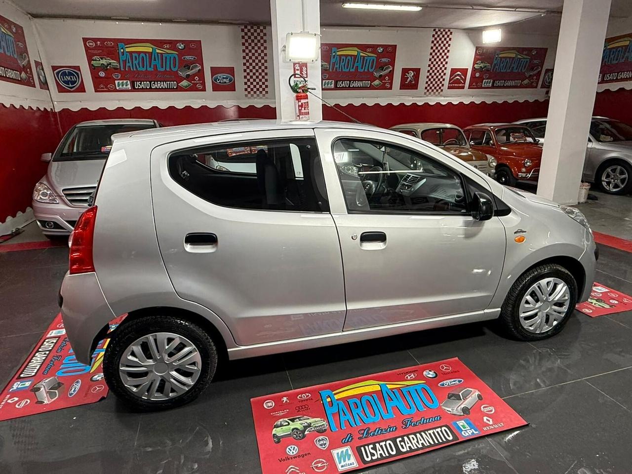 Nissan Pixo 1.0 68cv Look - 2012