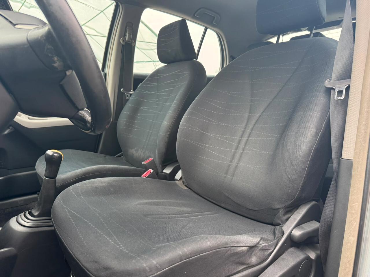 Toyota Yaris 1.3 5 porte Sol