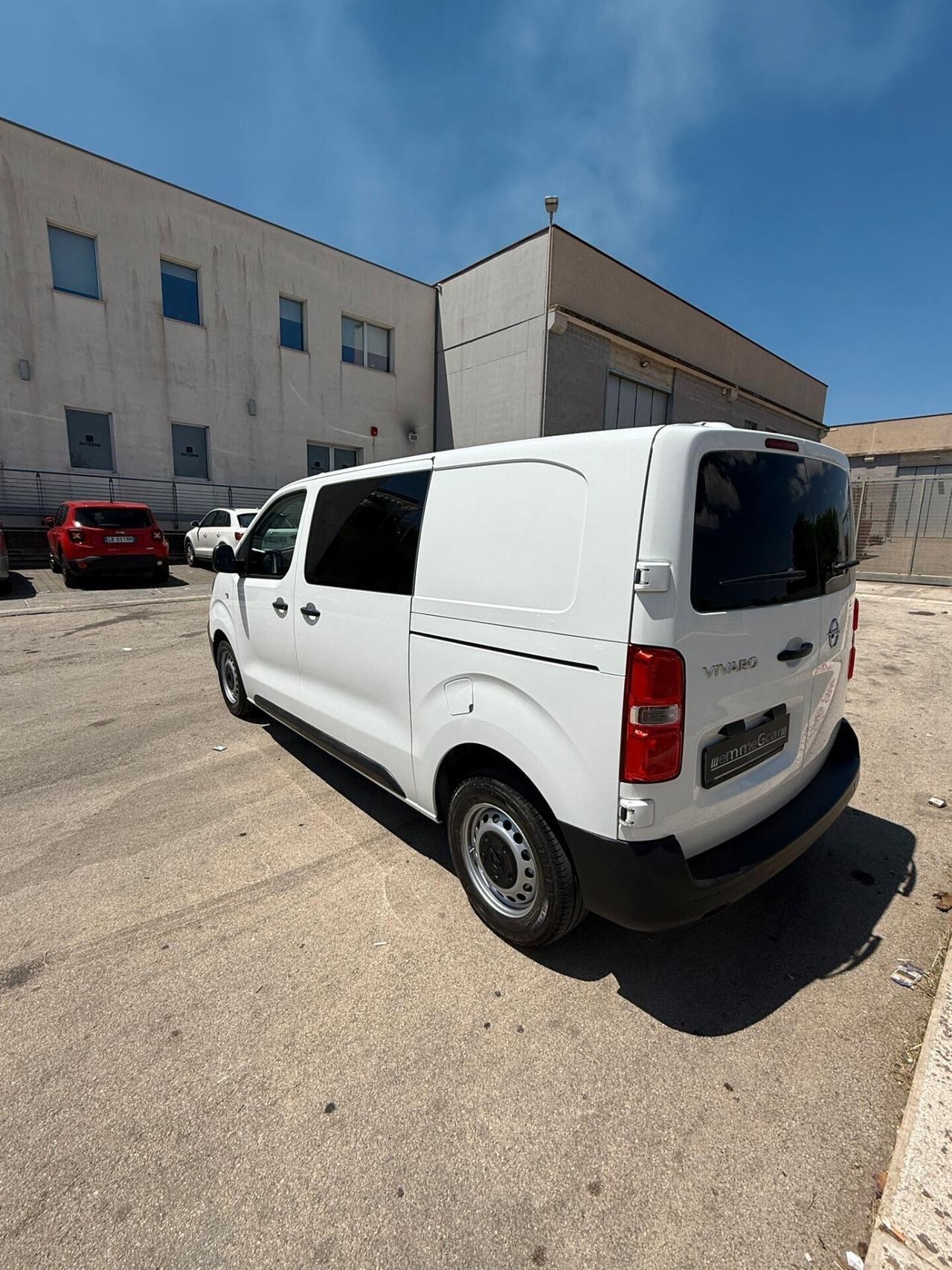 Opel Vivaro 2.0 Diesel 120CV L2H1 SeS 6 Posti