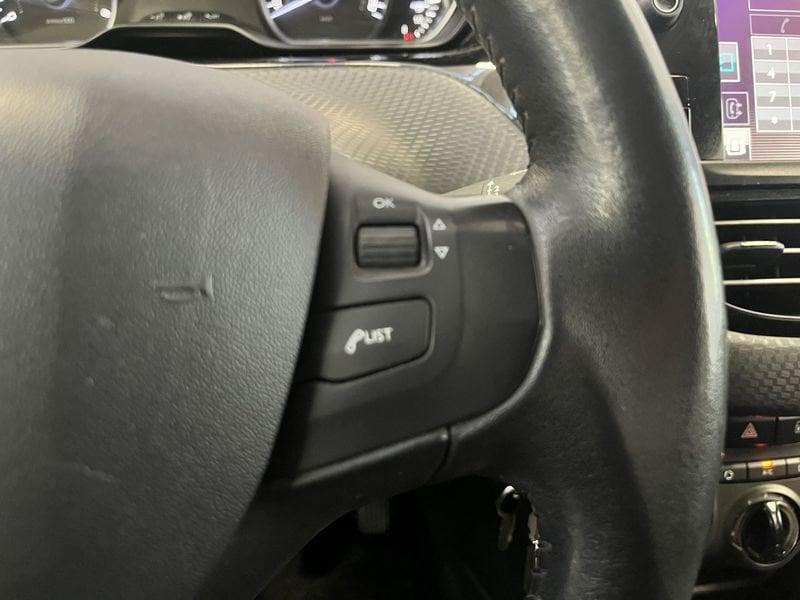 Peugeot 2008 1.6 BlueHDi 75cv Active - Gancio Traino