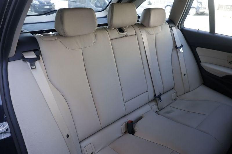 BMW Serie 3 Touring BMW Serie 3 Touring 320d xDrive Modern Unicoproprietario