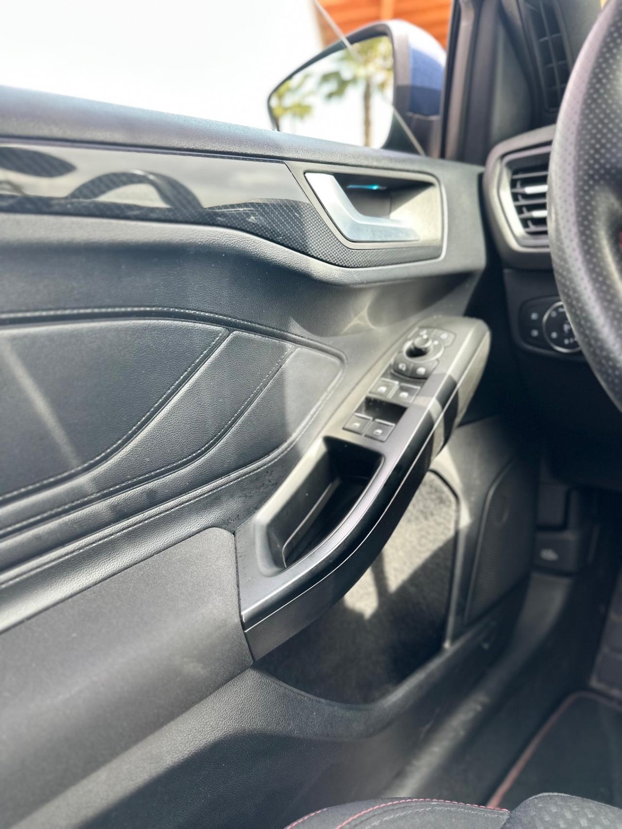 Ford Focus 1.5 EcoBlue 120 CV SW ST-Line