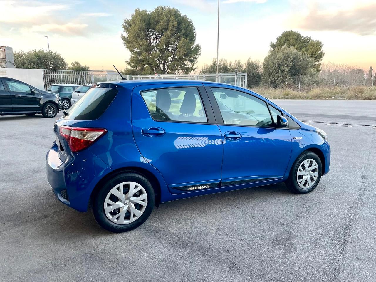 Toyota Yaris 1.5 Hybrid 5 porte Active