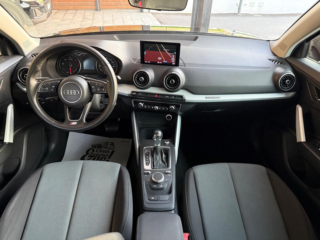 Audi Q2 35 TDI S tronic Identity Black FINANZIAMENTO INTERO IMPORTO CON MINI RATE